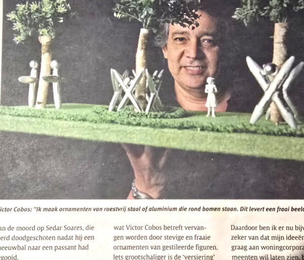 Victor Cobos — Rex Mundio